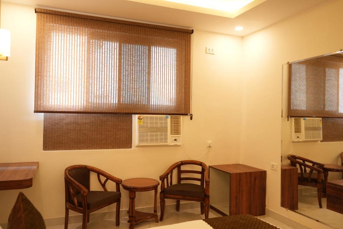 Hotel Golden Palace 勒克瑙 外观 照片
