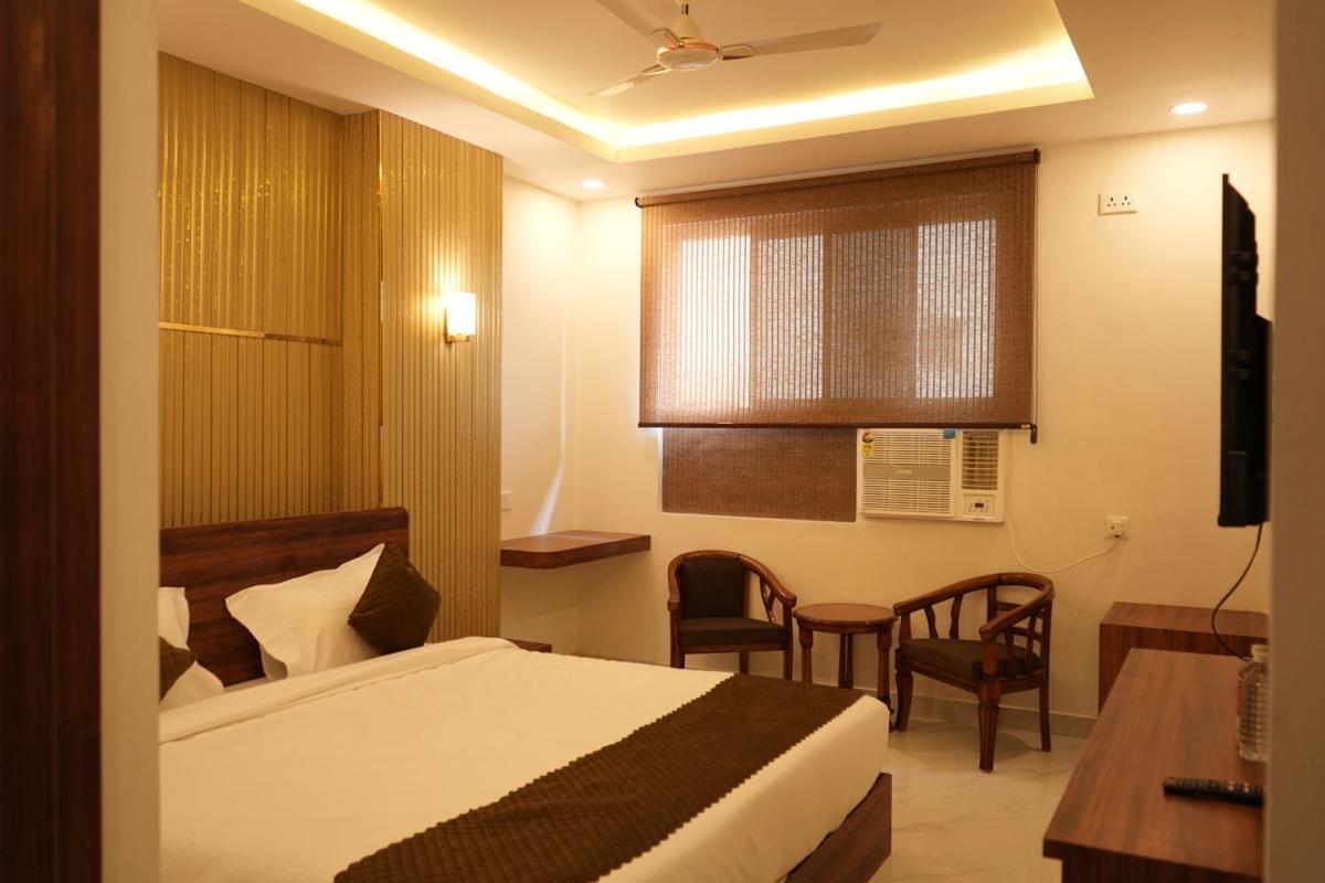Hotel Golden Palace 勒克瑙 外观 照片